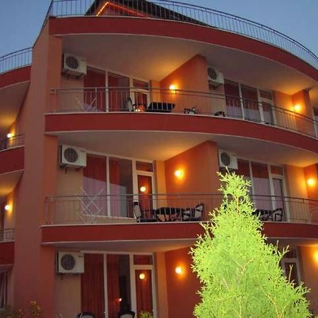 Family Hotel Deja Vu Ράβντα Εξωτερικό φωτογραφία