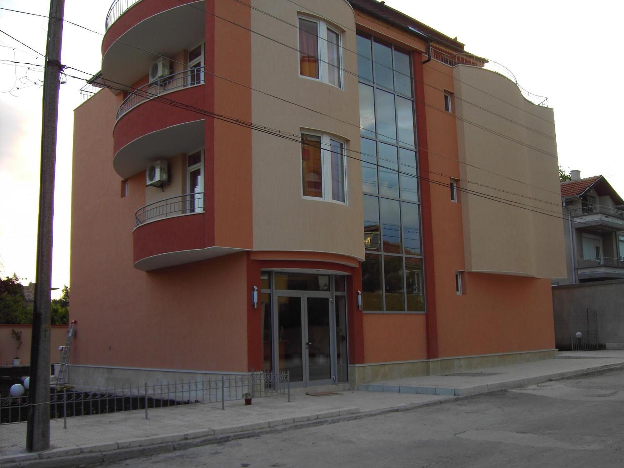 Family Hotel Deja Vu Ράβντα Εξωτερικό φωτογραφία
